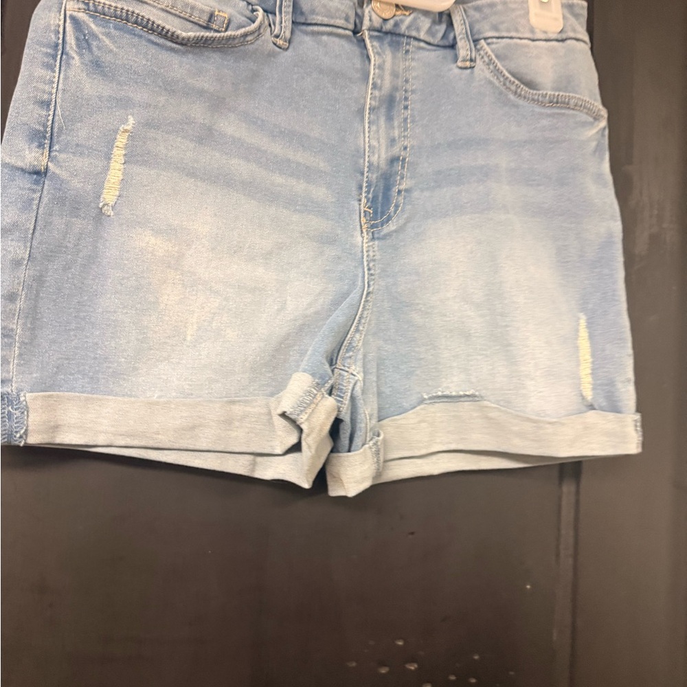 Blue Slim Straight Jeans with Classic Denim Texture